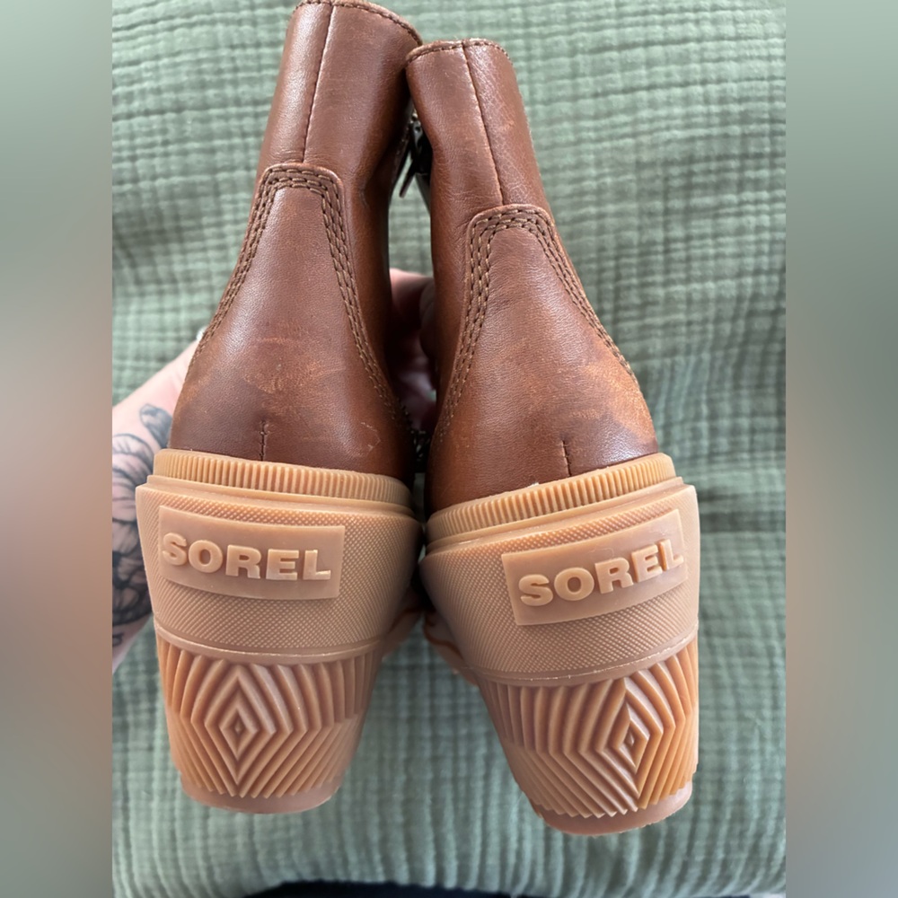 Sorel Brown Leather Platform Ankle Boots with Chunky Heel - Picture 2 of 6